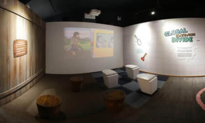 Throne of toilet Singapore Science Museum Exhibition Continue 6