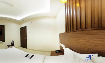 2. Economy Room
