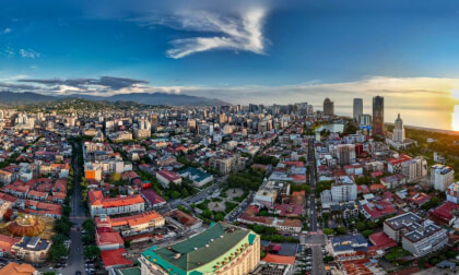 DB Travel Club 📸 – Have a Look 360 🎥Wyndham Batumi a cornerstone of Europe Square. Batumi Bay Georgia 🇬🇪