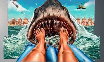 "Close the Beaches!" Jaws Poster in 3D