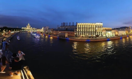 Москва 2026. Невероятный вечер в парке «Зарядье»