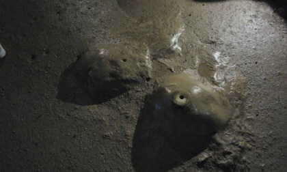 Poole's Cavern - Stalegmites.