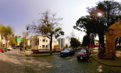 Ingreso al parque Monticulo de la Ciudad de La Paz Bolivia