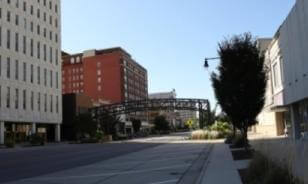 Downtown Topeka, KS (F104_S024)