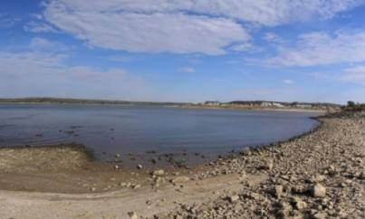 Perry Lake Shore (V_F101_S008)