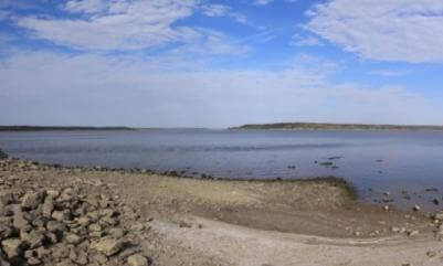 Perry Lake Shore (V_F101_S012)