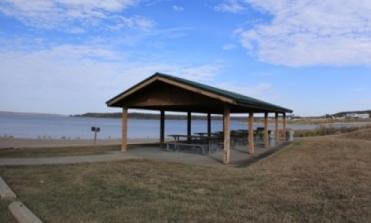 Shelter - Perry Lake (V_F101_S018)