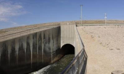 Spillway - Perry Lake (V_F103_S013)