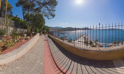 Sanary sur mer,  montée des oratoires