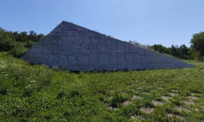 Mound of the October Revolution