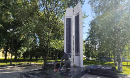 To the internationalist soldiers
