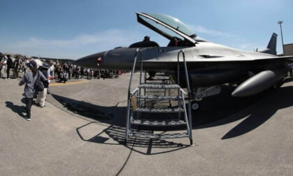 F16（横田基地F16）