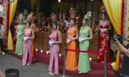 DeoVR Photo20